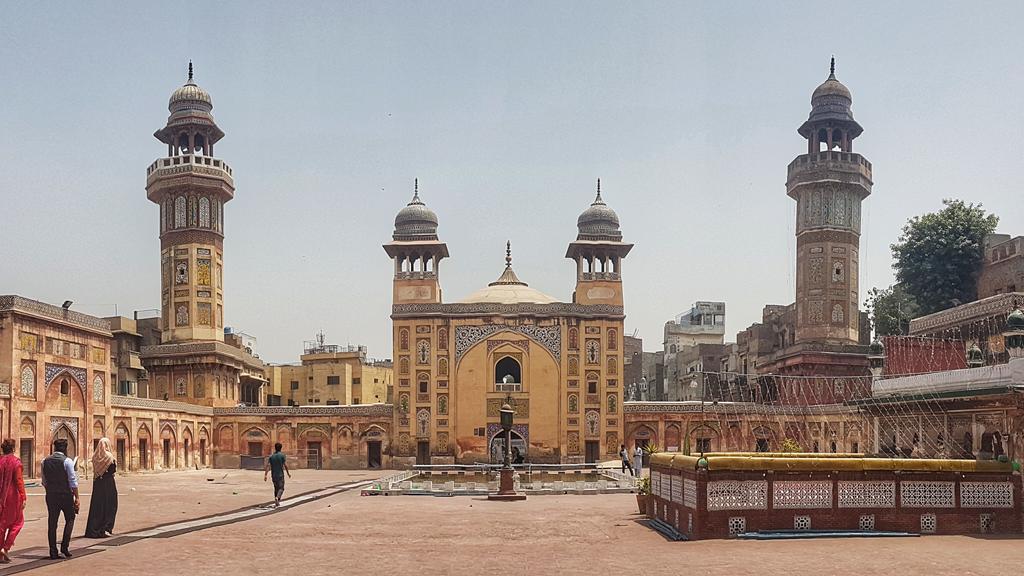 735 C$ Cheap Flights from Toronto to Lahore in 2021  momondo