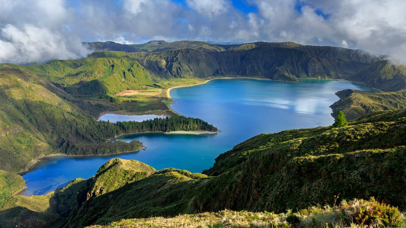 Flights to São Miguel