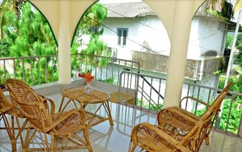 Balcony Photo