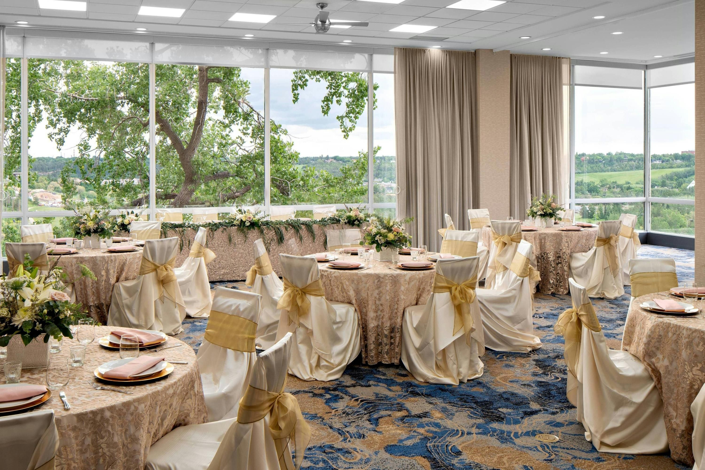 Banquet hall