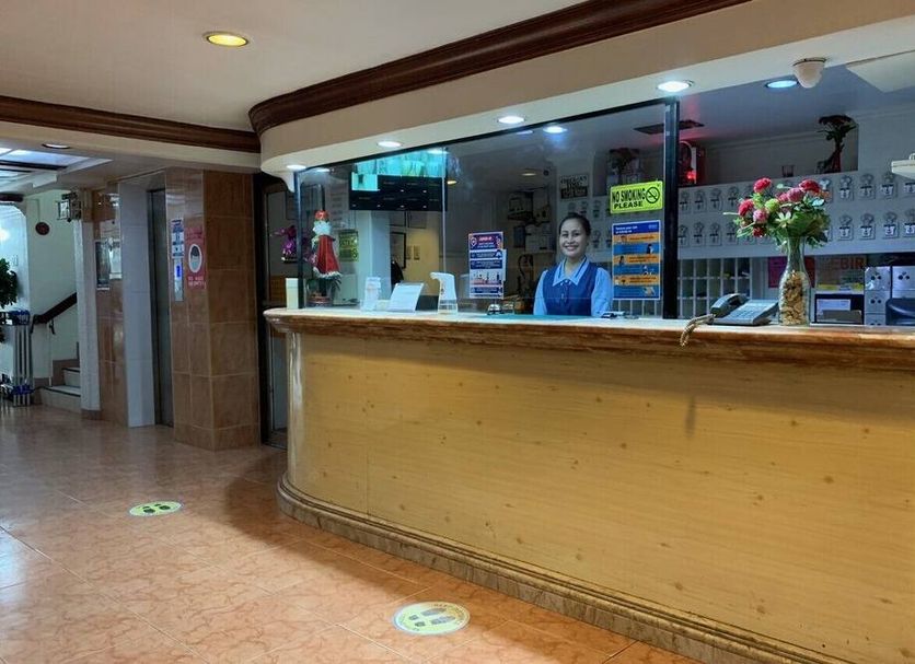 Front desk Photo