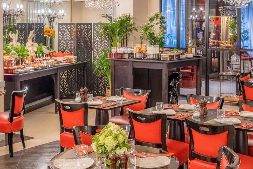 Restaurant Photo