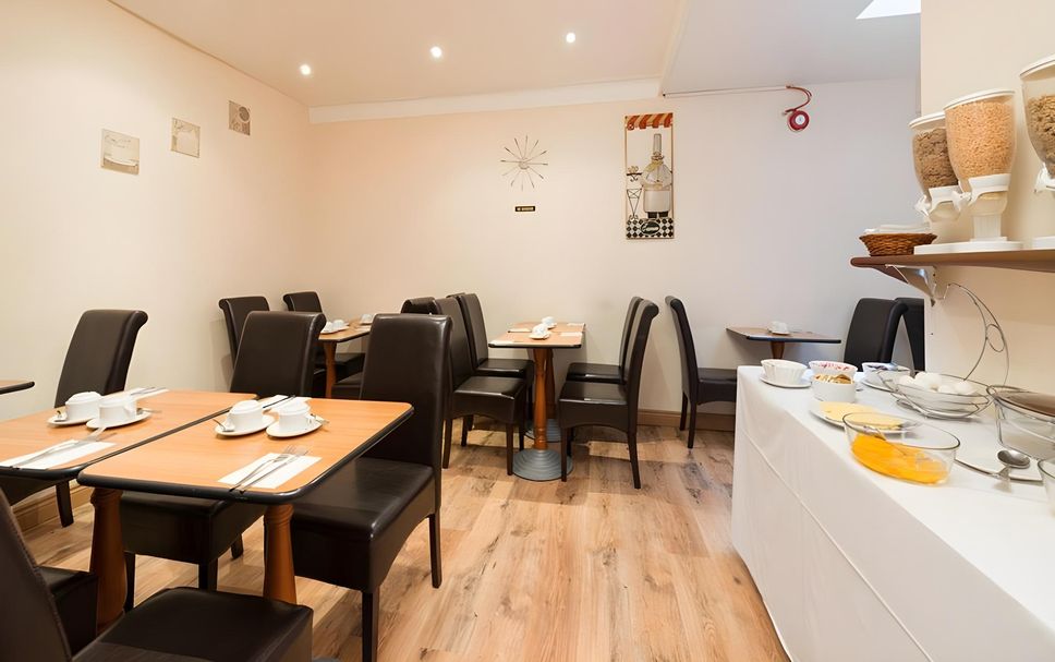 Restaurant Photo