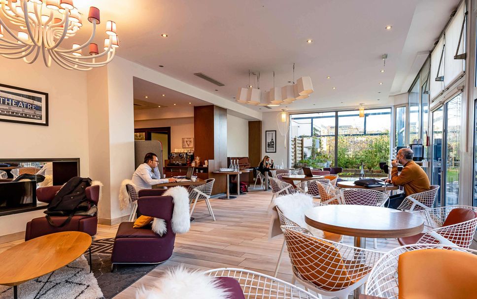 Lounge Photo