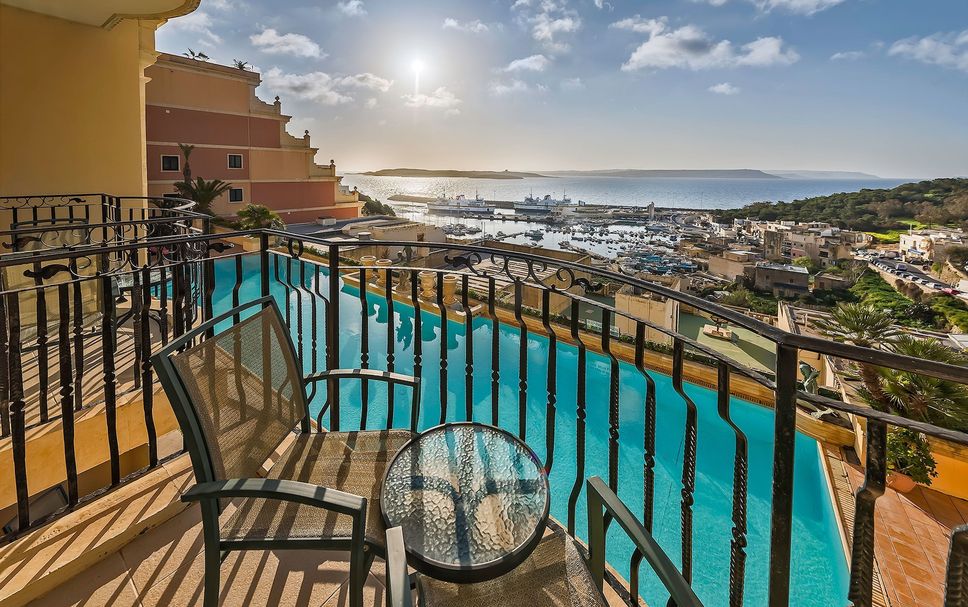 Balcony Photo