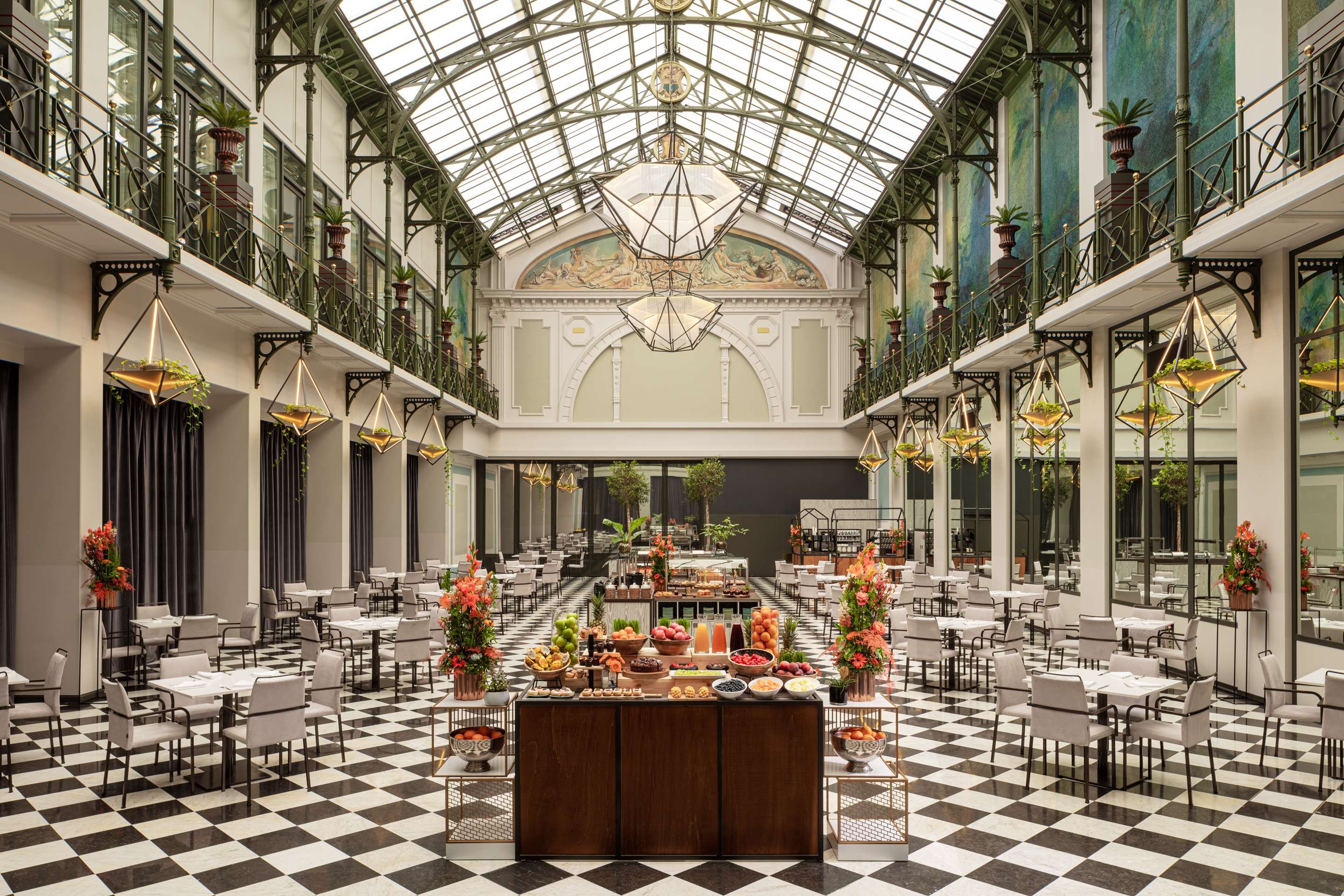 Banquet hall