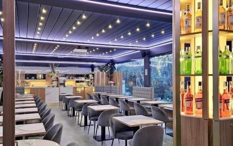 Bar Photo