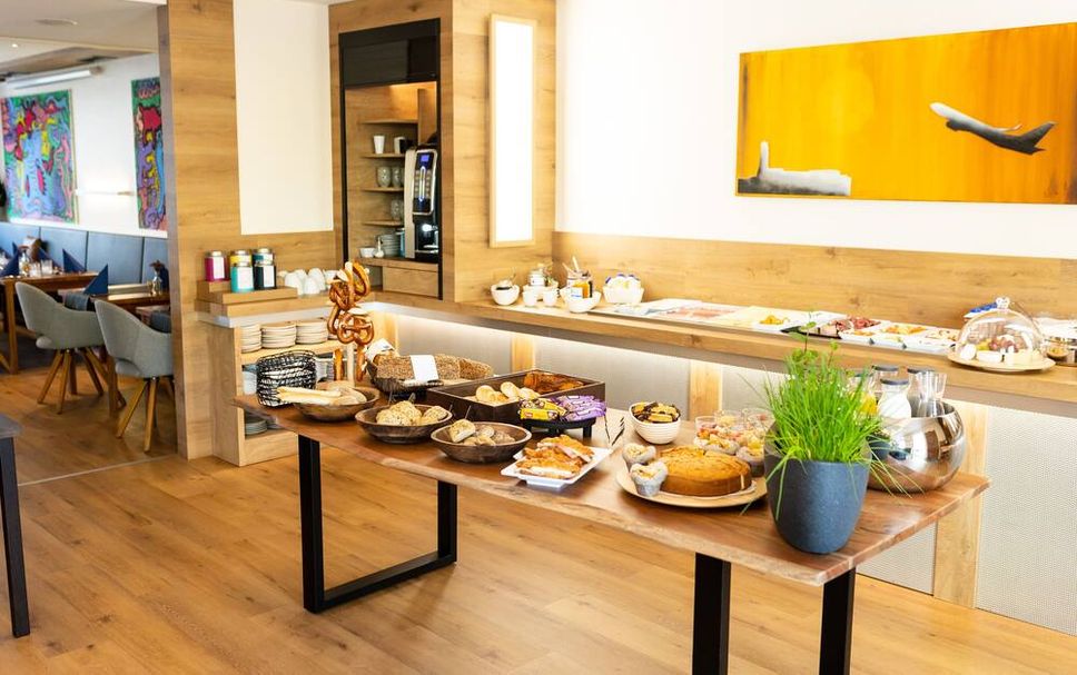 Buffet Photo