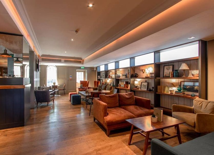 Lounge Photo