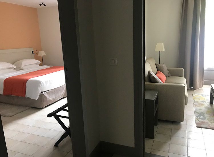 Room amenity