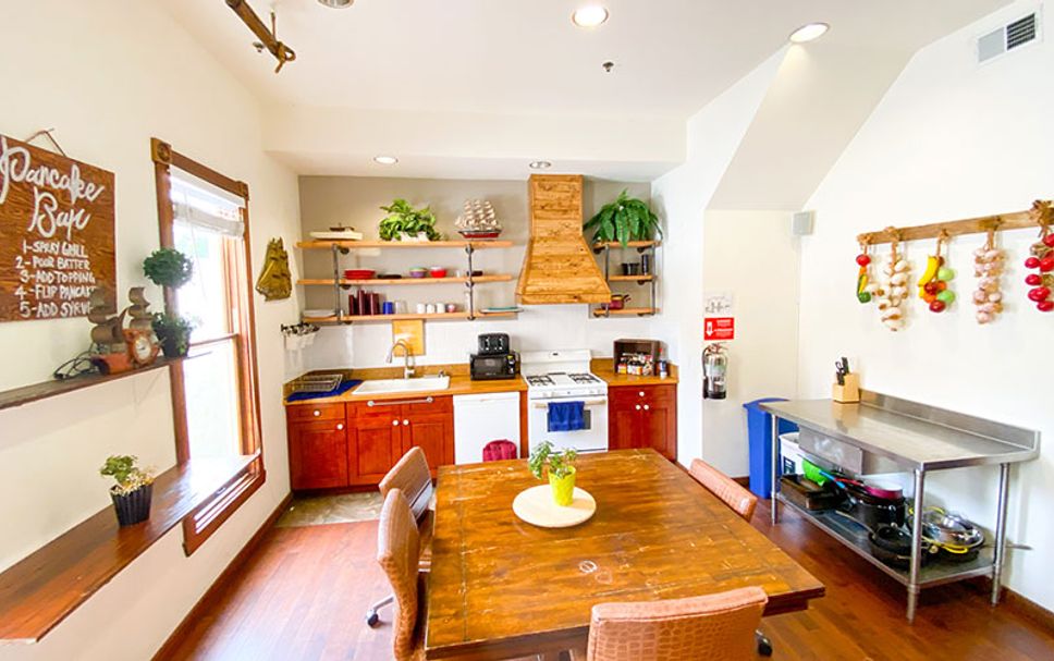 Kitchen Photo